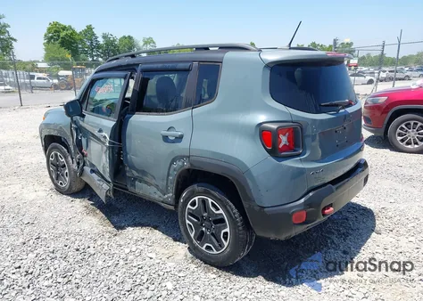 2016 Jeep Renegade Trailhawk из США, поврежденный, VIN ZACCJBCT7GPC79477